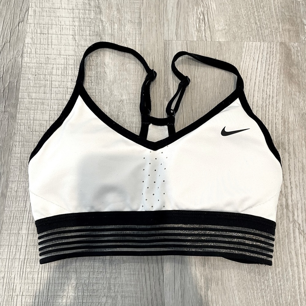 Nike women’s sports bra